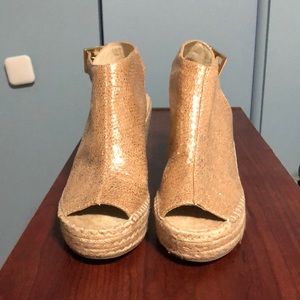 Kenneth Cole wedges